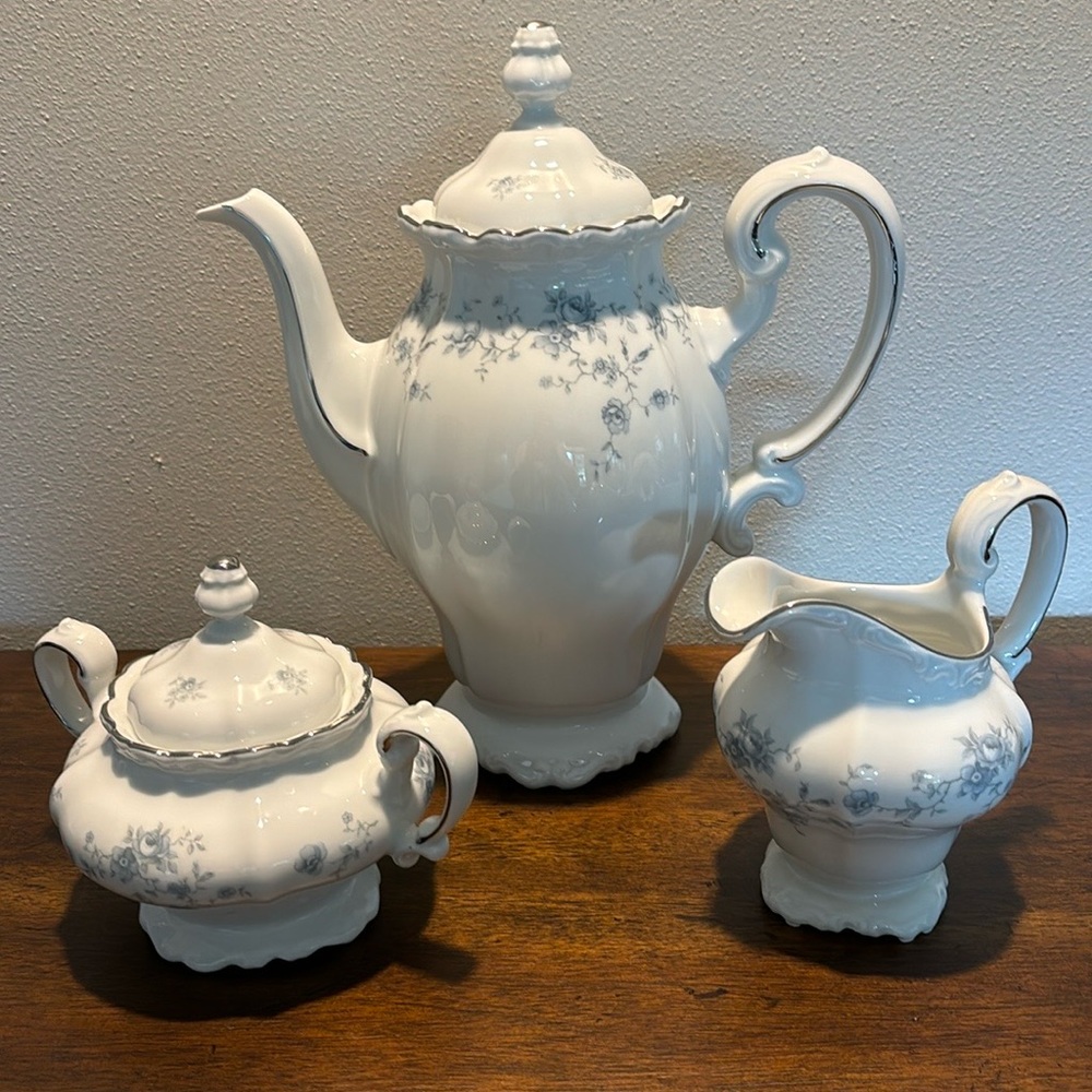 Johann Haviland Tea Set Bavaria Blue Garland Pattern